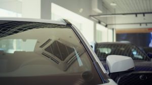 jenis kaca mobil